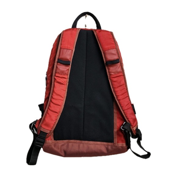 altmont 3.0 slimline laptop backpack Victorinox Deluxe card slots and a key fob Victorinox Altmont Original Slimline Laptop